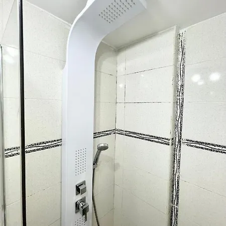 Metropolitan Retreat Apartment Bucharest Exterior photo